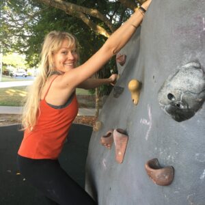 Monday afternoon Bouldering on the scenic Cairns Esplanade Monday afternoon Bouldering on the scenic Cairns Esplanade